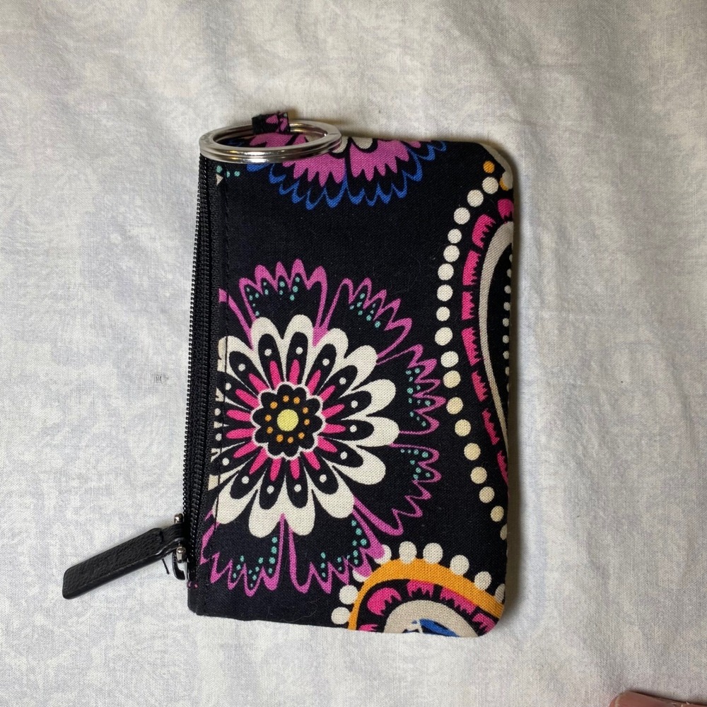 Vera Bradley Bandana Swirl Tech Wallet & Zip ID Case Set Retired - Picture 4 of 6